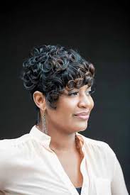 In the morning remove pins and gently finger comb your hair. Pin Curls On Black Hair Hairstyles Vip