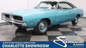 The daytona featured a large aerodynamic nose and a huge wing spoiler in the rear that stood 58 inches above. 1969 Dodge Charger Is Listed Verkauft On Classicdigest In Charlotte By Streetside Classics For 66995 Classicdigest Com