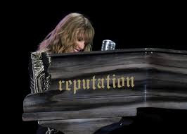 Taylor Swift At The Reputation Stadium Tour Performing Long Live New Year S Day Mashup Long Live Taylor Swift Taylor Swift Taylor Alison Swift