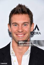 46 fotos e imágenes de alta resolución de Zane Christensen