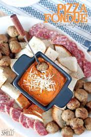 Pizza Fondue 10 Classy Fondue Recipes And Dipping Ideas For New Years Eve Parties In 2020 Fondue Dinner Fondue Recipes Game Day Food