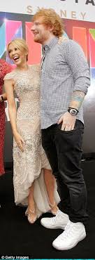 Cadd9so i could just swing by. Ed Sheeran Kylie Minogue And James Blunt Attend The Aria Awards 2015 Daily Mail Online