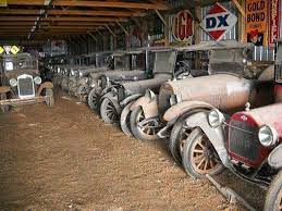 From Junkyardclassics Lined Up Regrann Abandoned Junkies Pin Twitter For Classic Car Parts And Accessories Click Th Auto S Verlaten Auto S Verlaten