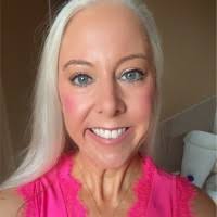 20+ "Emily Linden" profiles