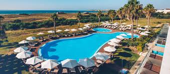 One of the most popular tourist destinations on the algarve and certainly one of my favourites, lagos is a bustling town full of activity, nightlife and modern attractions. Iberostar Selection Lagos Algarve Fairway Golfreisen