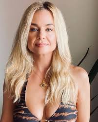 Jessica Collins rare finds - treasures from her most intimate collections