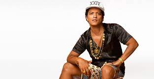 The musician recently scored yet another no. Bruno Mars Bedankt Sich Bei Seiner Band Das Lasst Er Sich Eine Menge Kosten