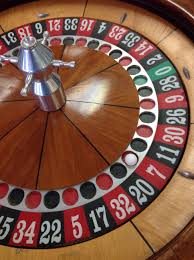 professional solid mahogany roulette wheel roulette wheel roulette casino games