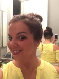 Can someone fill in my undercut in this honeymoon photo?