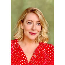 STACEY DALY (@DALSWAN)