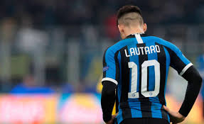 Find the perfect lautaro martínez stock photos and editorial news pictures from getty images. Inter Could Change Lautaro Martinez For A Colombian Pearl