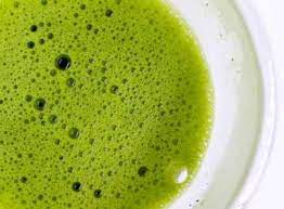 Why And How To Whisk Matcha Green Tea The Ultimate Guide On Whisking Matcha Material Matcha Uji