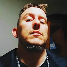 New music soon come.... Had a crap couple years but I'm dusted off n ready  to go again 🤙🎵