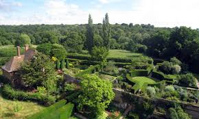 This group is for photographs taken at sissinghurst castle gardens. Sissinghurst Castle Garden Wikipedia