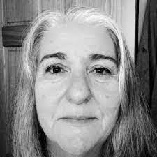 Patti Bracey's Instagram, Twitter & Facebook