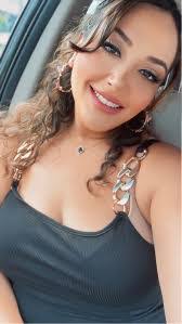 Tamara Riddick's Instagram, Twitter & Facebook