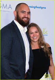 She is best known for her time in ufc and. Ronda Rousey S Boyfriend Travis Browne Sends Love During Ufc 207 Prep Photo 3834668 Ronda Rousey Travis Browne Ufc Pictures Just Jared