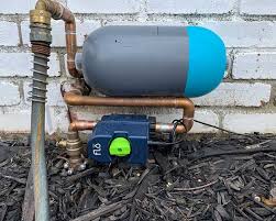 I bought the flo logic device several years ago following a small water damage loss. Why Flo Smart Home Water Device Flo Vs Phyn Installer