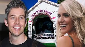 Bachelor' Couple Arie and Lauren Renew Vows in Vegas Wedding