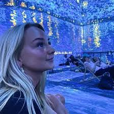 Carey Beggs's Instagram, Twitter & Facebook