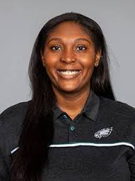Who are we cheering for in tonight's big game? Two Ship alumni and former  student-athletes of course! Be sure to look for Shaniece Jackson '16,  assistant athletic trainer for the Philadelphia Eagles,