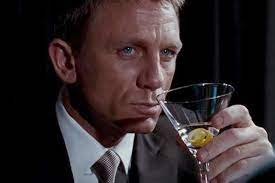 How To Make A Vesper Martini Fit For James Bond Londonist