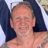 50+ perfiles de «Whitehurst»