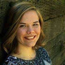 Darcy Pahl's Instagram, Twitter & Facebook