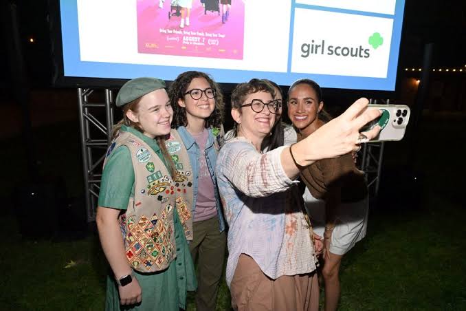 Meghan Markle poses for selfies as she makes surprise California appearance  without Prince Harry