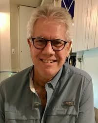 Lisa Deckert's Instagram, Twitter & Facebook