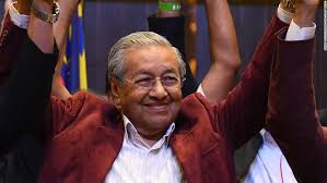 Shuningdek, u prezident birlashgan malayziya milliy tashkiloti (umno). Mahathir Mohamad Malaysia S Comeback Prime Minister Cnn