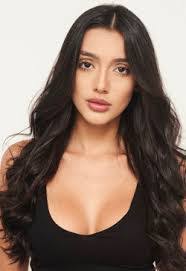 Carolina Serrano's Instagram, Twitter & Facebook