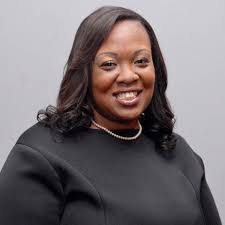 Michaela Oldfield's Instagram, Twitter & Facebook