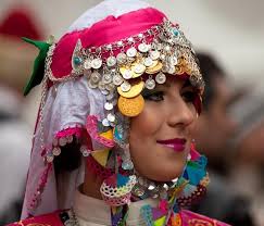 Great That Countries Traditional Dances Are Kept Alive Beautiful Ankara Lady In Folk Costume Let Archaeolo Beautiful Costumes Stylish Girl Pic Folk Dance
