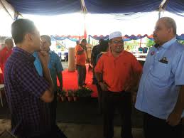 Jauharku Yb Tuan Haji Anuar Abd Manap Ahli Parlimen Sekijang Turut Hadir Pada Persiapan Majlis Penyerahan Hak Milik Felda Pemanis 2 S Pmr Segamat Hats