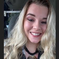 Melinda Luper's Instagram, Twitter & Facebook