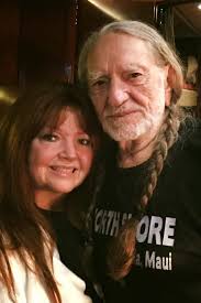 Renee Butts's Instagram, Twitter & Facebook