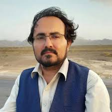 98.2 FM or 98.4 FM Island wide... www.siyathafm.lk  ------------------------------------------