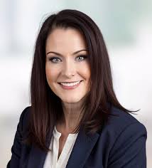 Melissa Monk's Instagram, Twitter & Facebook