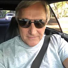 Charles Robles (@charles1_robles) • Instagram photos and videos