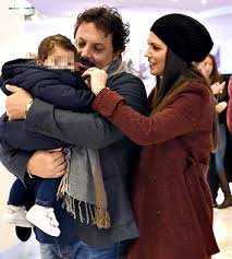 Jun 07, 2021 · argomenti trattati michele merlo: Fanpage It Enrico Brignano E Flora Canto Dopo 5 Anni Facebook
