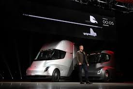 Tesla S Electric Semi Truck Starts At 150 000 Reservations Now Live Tesla Electric Semi Truck Big Rig Trucks
