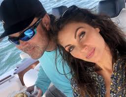 Happy anniversary Robbie Davis. Love you. #11yrs