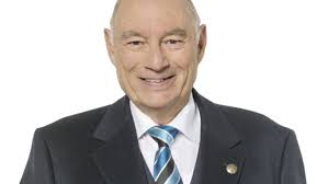 Robert Kauderer's Instagram, Twitter & Facebook