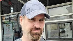 Former Philadelphia Flyer Chris Therien Helps Others Through the  Pennsylvania Recovery Center