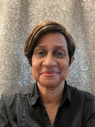 Denise Hillman's Instagram, Twitter & Facebook