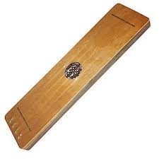 Aeolian Wind Harp – Lark in the Morning