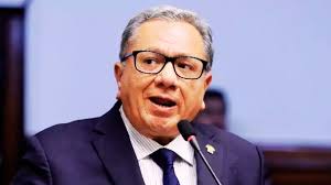 Carlos Anderson sobre el cambio de ministros: No hay cambio de dirección,  sigue Alberto Otárola.