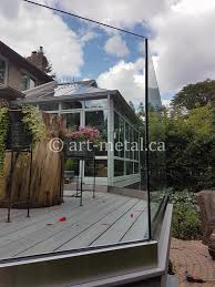 In california, deck railings are required to be a minimum of 42″ tall measured. Deck Railing Height Requirements And Codes For Ontario