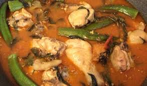 Masukkan ayam, bunga kantan dan daun kesum. Ayam Masak Asam Pedas